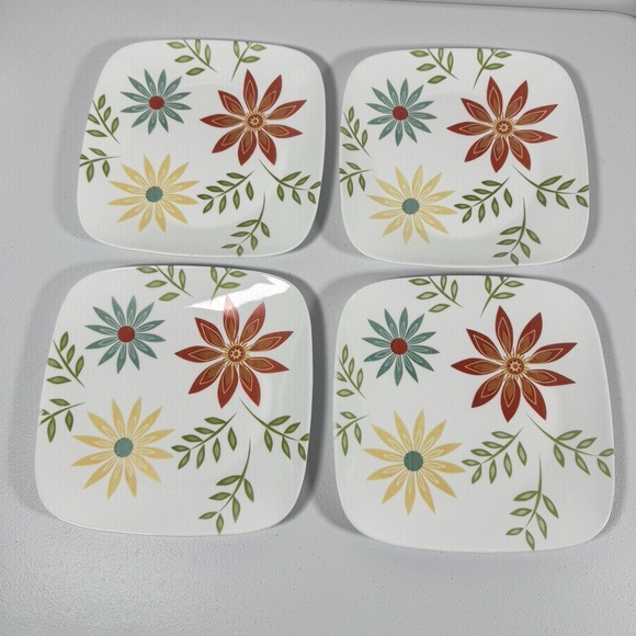 Corelle Other - Corelle Happy Days Floral Dinner Plates Set of 4 White USA Vitrelle glass